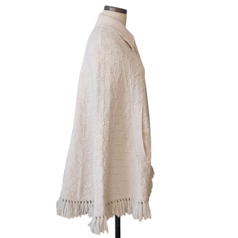 Vintage Cuddle Knit fringed, button up, knit capelet W arm holes. Medium